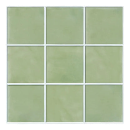 Groene plaat met negen vierkanten op een witte achtergrond
