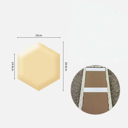 Beige gestoffeerd zeshoekig paneel, 25 × 28,8 cm, met de klevende achterkant
